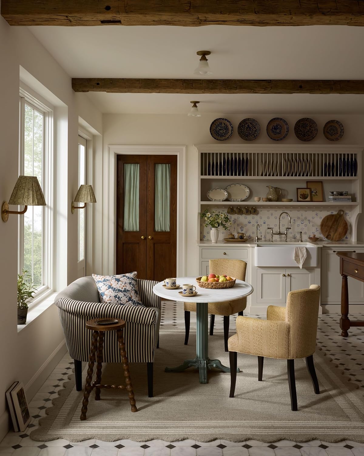 The Ultimate Guide to Living Room Rug Ideas: Transform Your Space with