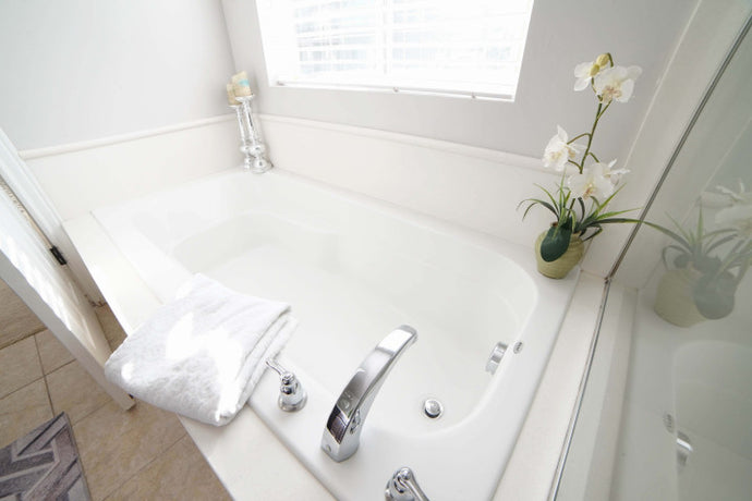 Ultimate Bathtub Mat Guide: Safety and Style Tips